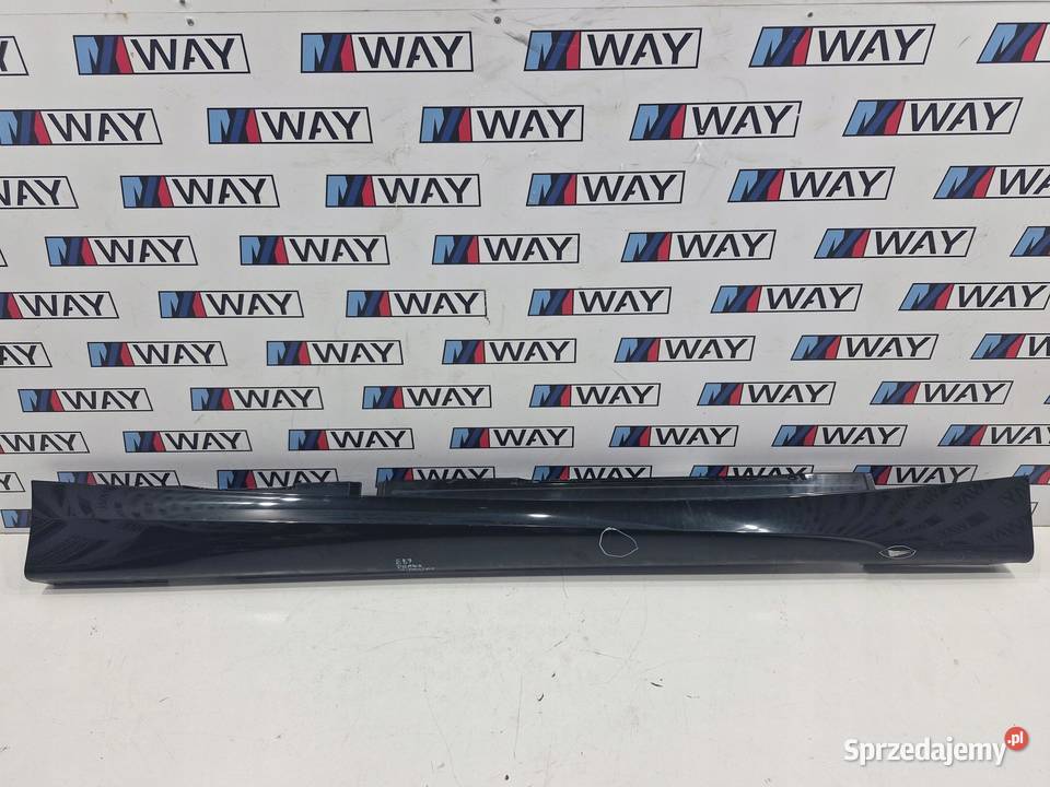 BMW E87 NAKŁADKA LISTWA PROGOWA PRAWA MPAKIET
