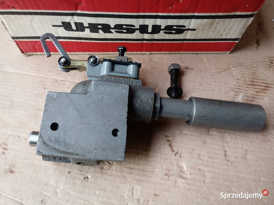 Plastik tunel skrzyni kabina komfort MF 34 Warszawa