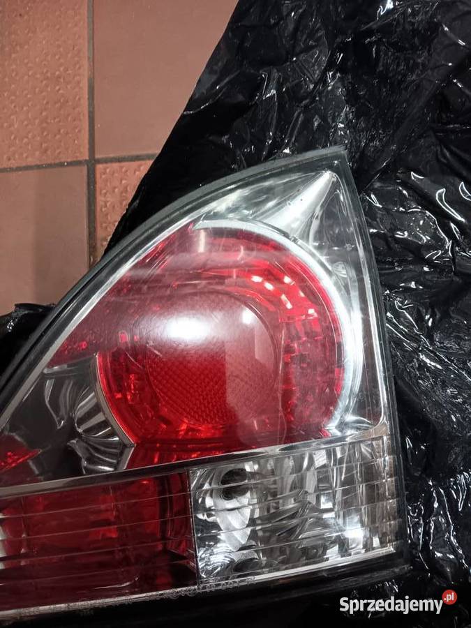 Lampa prawa tylna klapy Lexus RX300 mk1 UE Lampy tylne Katowice sprzedam