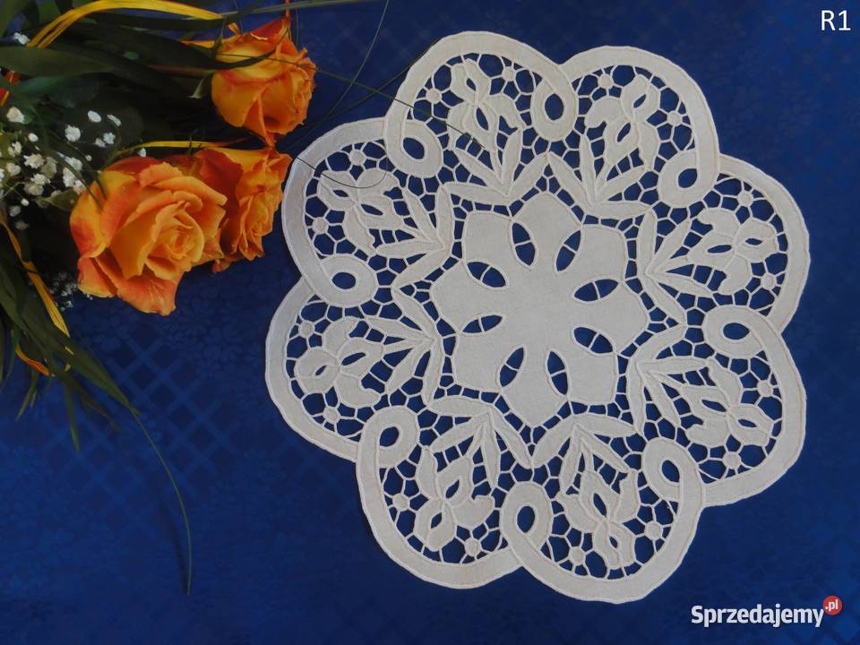 Serwetki białe wyszywane haft Richelieu Obrusy i serwety Lublin