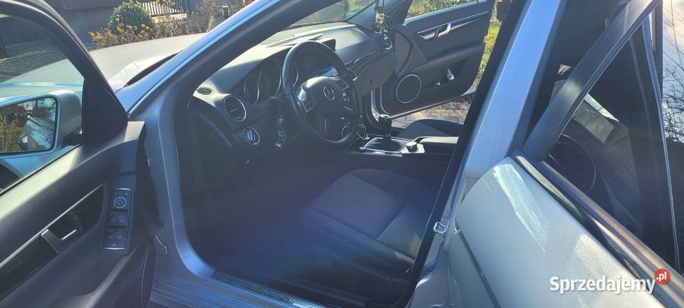 Sprzedam mercedesa w204 2011 Kłaj