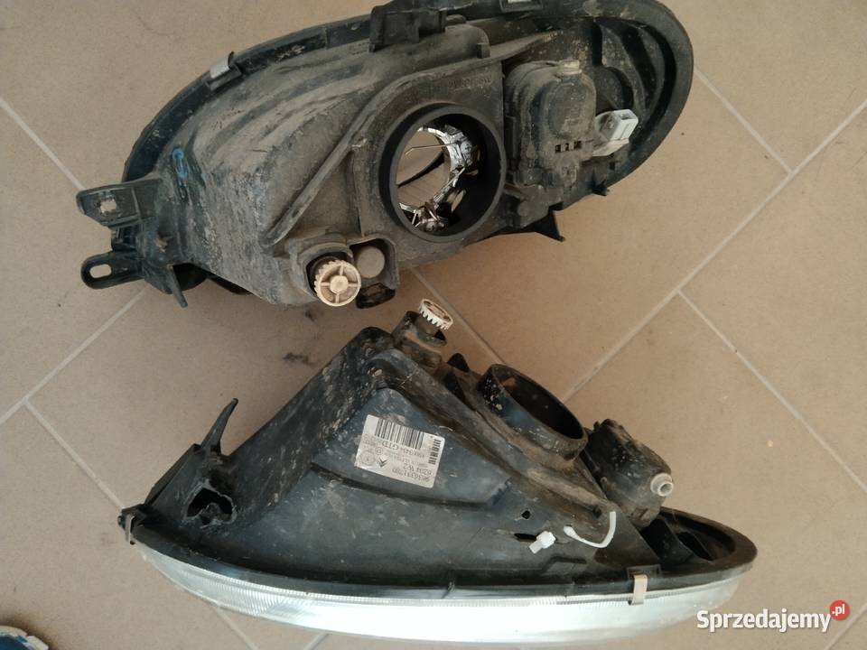 Lampy tył Citroen SAXO