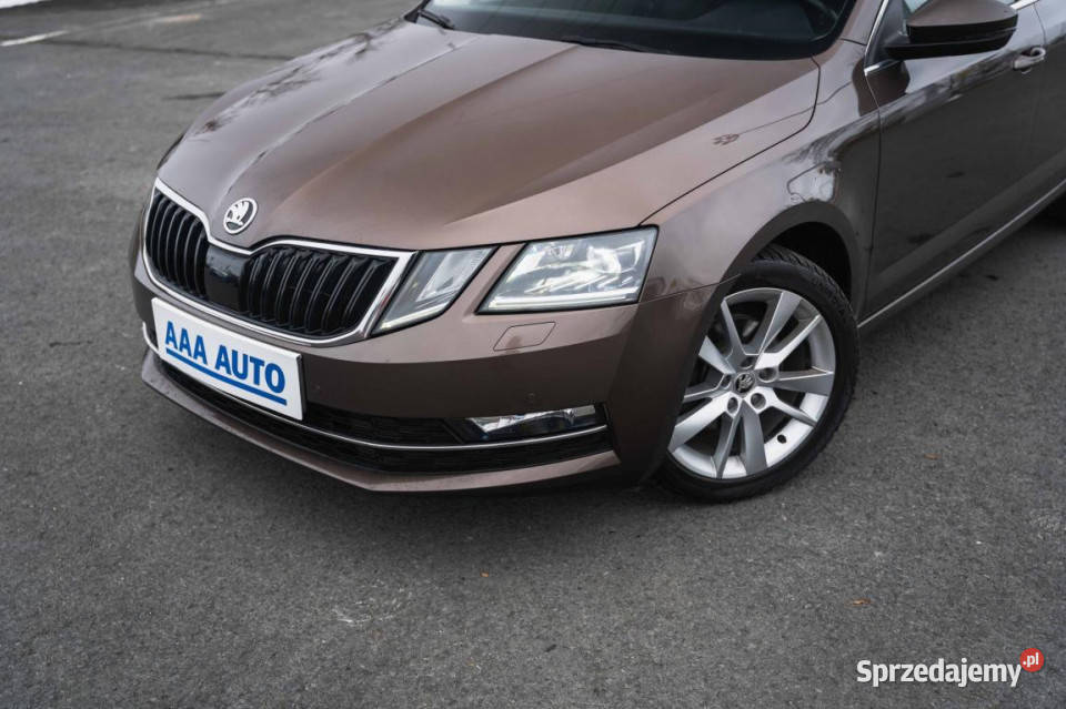 Skoda Octavia 15 TSI manualna Zabrze
