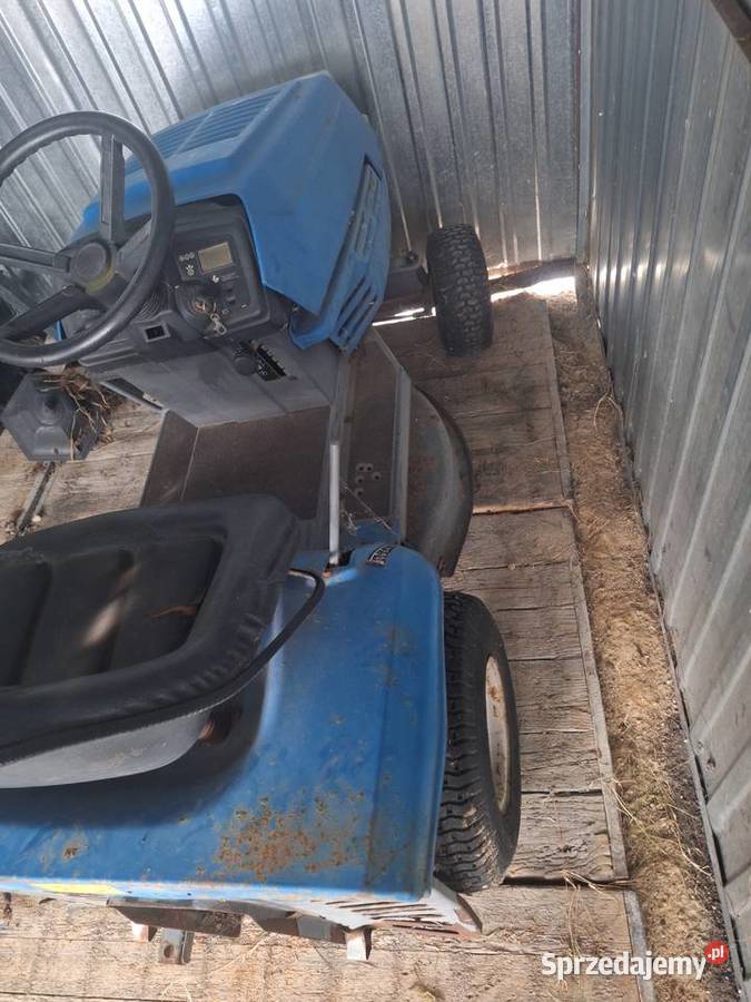 Traktorek Isek Rok produkcji 2000 Samorządki