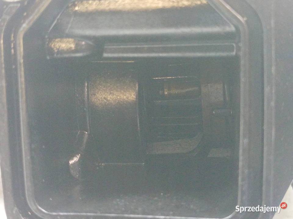 OBUDOWA TERMOSTATU 9812131480 12 THP Peugeot