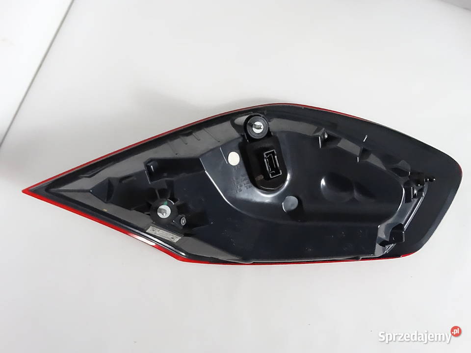 Lampa Prawa Tył Błotnik BMW 6 F12 F13 Oryginał Lampy tylne