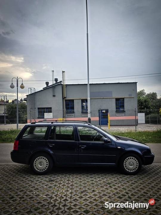 VW GOLF IV 16 SR CLIMATRONIC JEDEN WŁAŚCICIEL Jarosław
