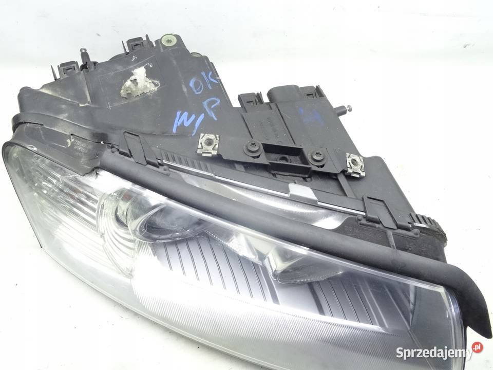 AUDI A8 D3 LAMPA PRZOD PRZEDNIA XENON PRAWA Przemęt sprzedam