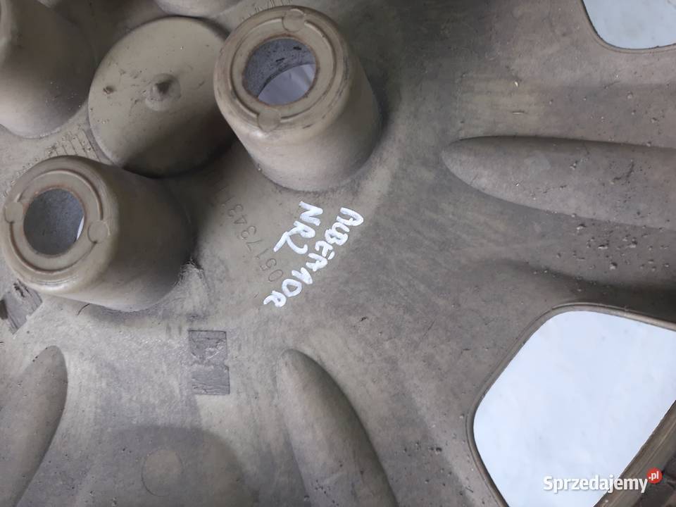 Fiat Punto II Albea Palio FL Kołpak R14 Ksawerów