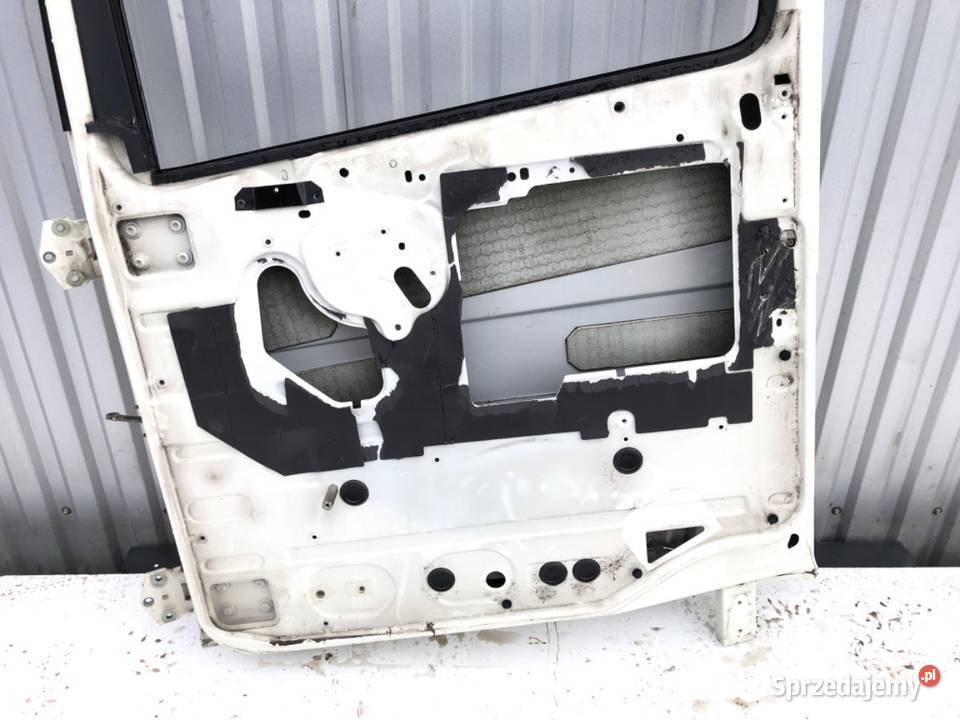 DRZWI PRAWY PRZÓD DAF XF Ciągnik siodłowy