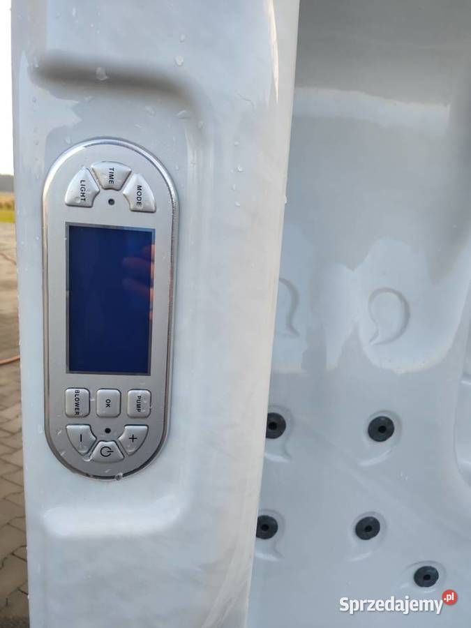 Jacuzzi całoroczne ogrodowe 5os Jacuzzi Olesno sprzedam