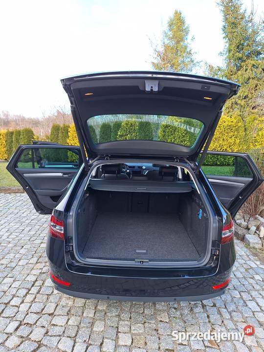 Skoda superb combi 20 Tdi Style radio