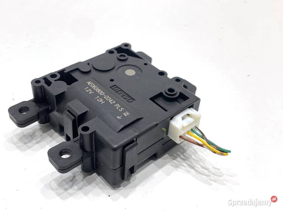 SILNIK NAGRZEWNICY LEXUS AE0638002242 LBX Silniki podkarpackie