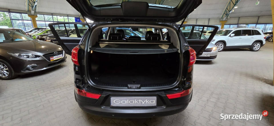 Kia Sportage OPIS W podanej roczna gwarancja III isofix sprzedam