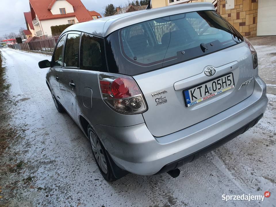 TOYOTA MATRIX 18 BENZYNA 2005 manualna Łęg Tarnowski