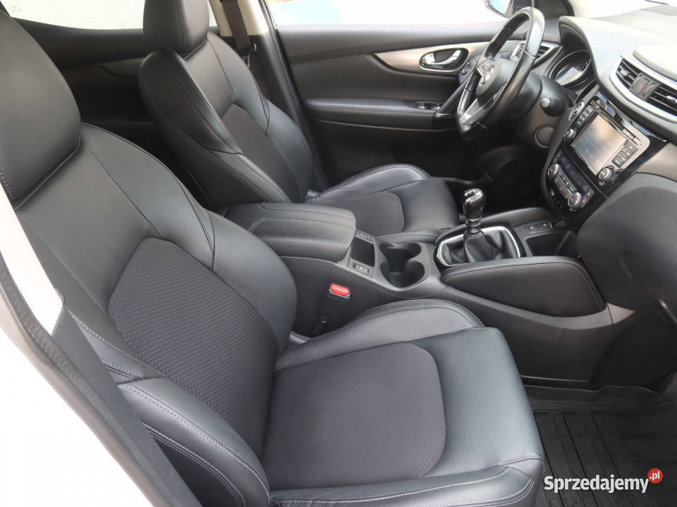 Nissan Qashqai 12 DIGT światła przeciwmgielne Katowice