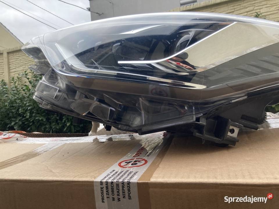 Uszkodzona Lampa Full Led Lewa strona Toyota CHR opolskie Kędzierzyn-Koźle sprzedam