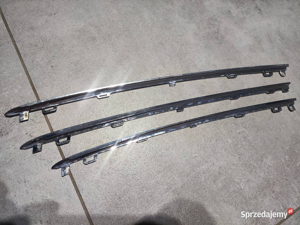 3 listwy chromowe atrapy Mercedes W205 2016 śląskie Ruda Śląska