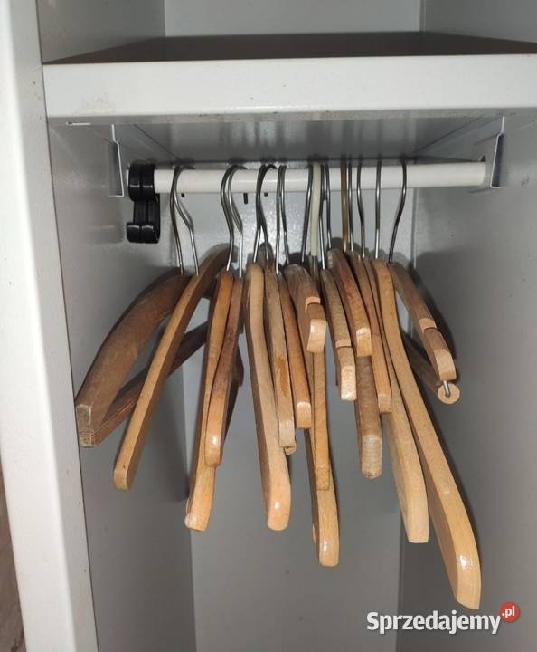 Wieszak wieszaki drewniane używane komplet