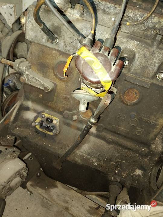 Błotnik z laminatu Warszawa 223 m20 silnik s21 Błotniki sprzedam