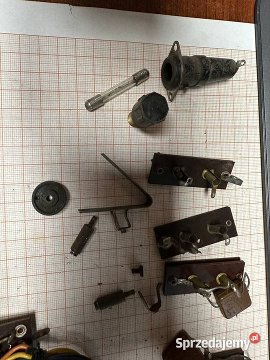 Elementy Podstawka i inne starego Radia Z338 Części i akcesoria śląskie Czechowice-Dziedzice sprzedam