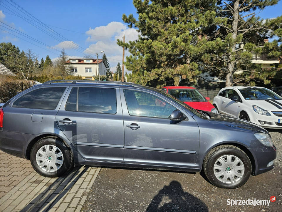 koda Octavia Klimatronic dwu strefowy elektryczne lusterka Ruda Śląska