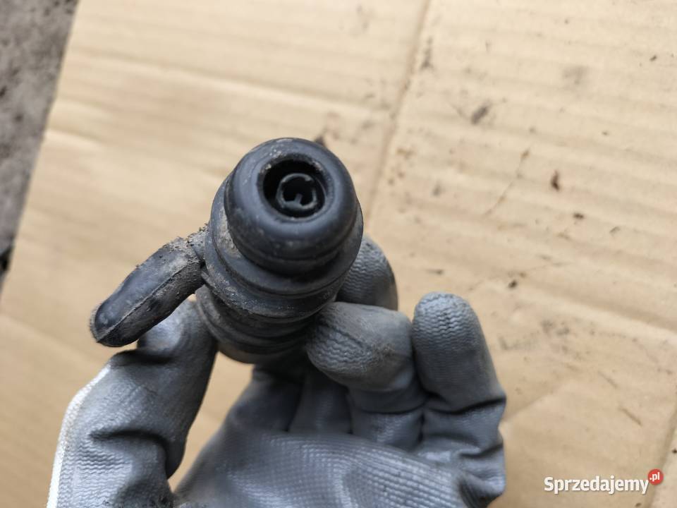 AUDI 80 B4 80B4 USZCZELKA POMPKA ZBIORNICZKA Kamień-Kolonia sprzedam