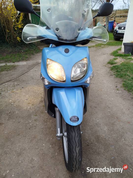 Skuter Yamaha xenter 125 i 4 T Gromadka
