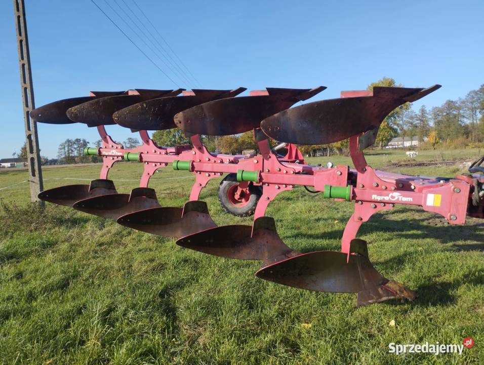 Pług 5 skibowy AgroTom nieuszkodzony