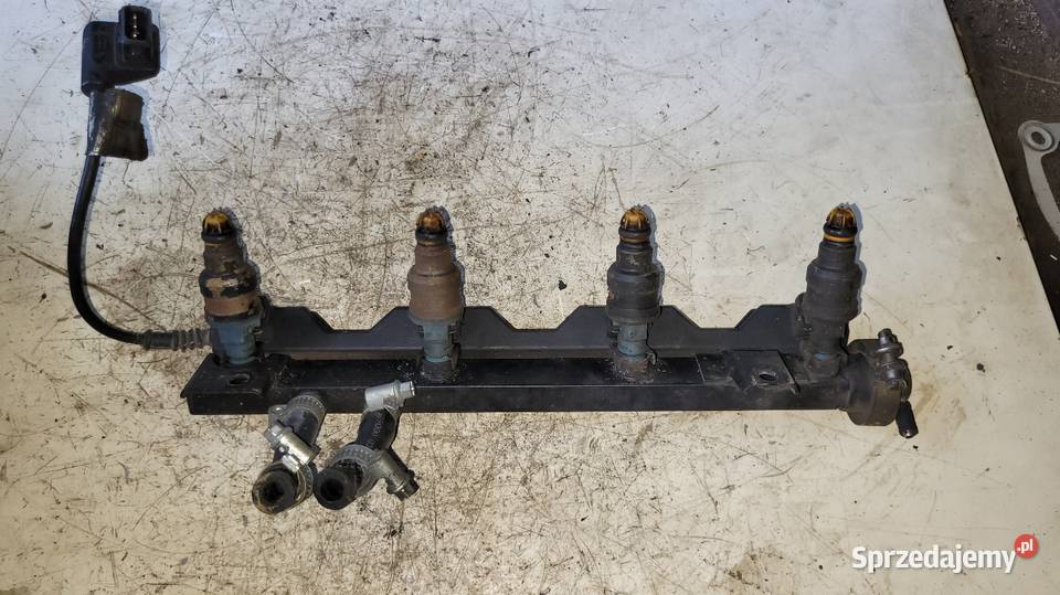 Listwa wtryskowa BMW Seria 3 E36