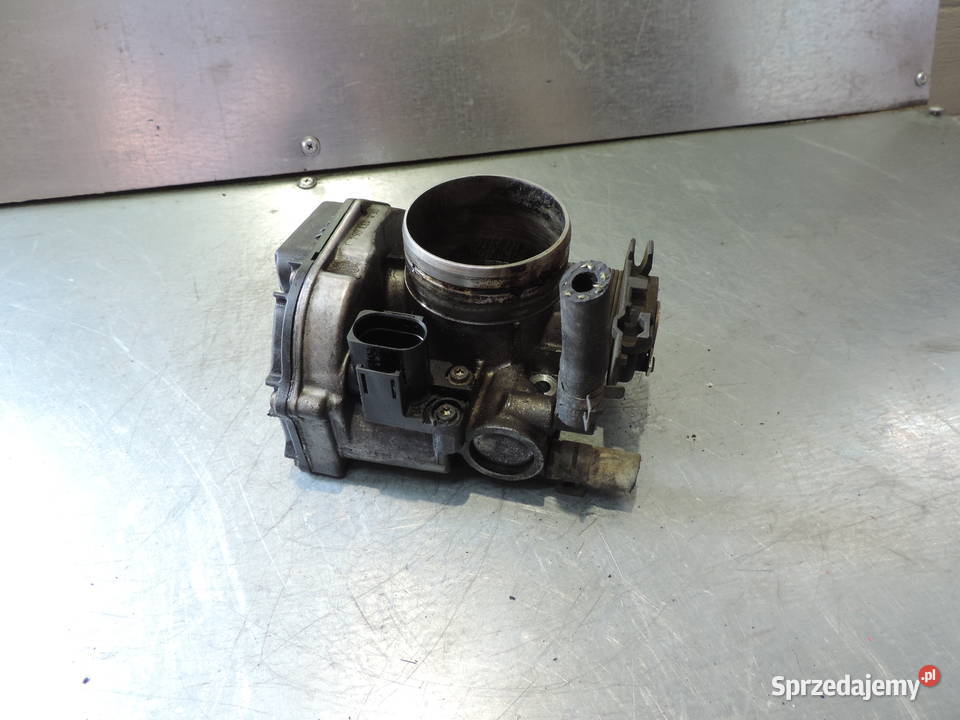 PRZEPUSTNICA AUDI VW SEAT SKODA 16 18 06A133064J Rok produkcji 1999 Nowy Sącz