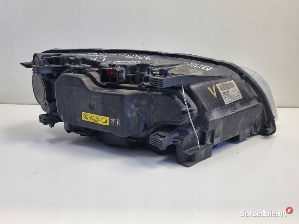 LAMPA LEWA Volvo S80 II V70 III PRZEDNIA LEWY Oświetlenie sprzedam