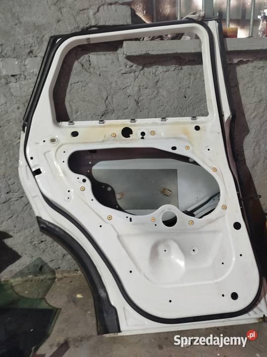 Drzwi tylne Land Rover evoque