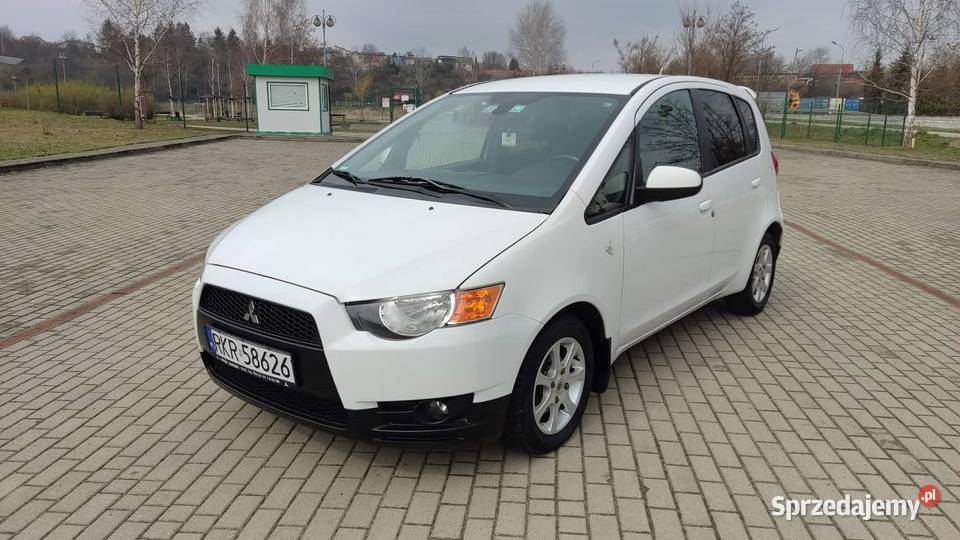 Mitsubishi Colt 2009r 13 Benzyna Klimatyzacja sprzedam