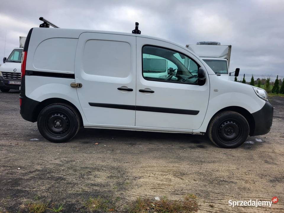 Renault Kango 15 dci 2017r klima pdc nieuszkodzony Strzałkowo