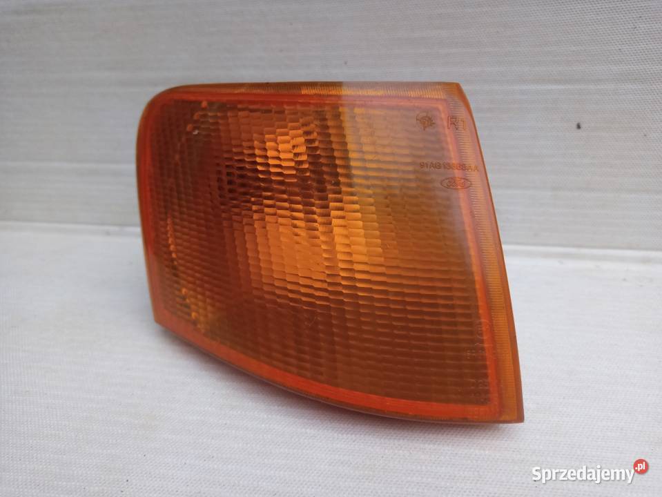 Ford Escort MK5 V kierunkowskazy kierunki prawy osobowe Sieradz sprzedam