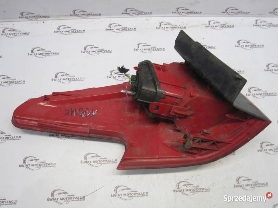 CITROEN C5 II 08r lampa prawa tył osobowe Oświetlenie