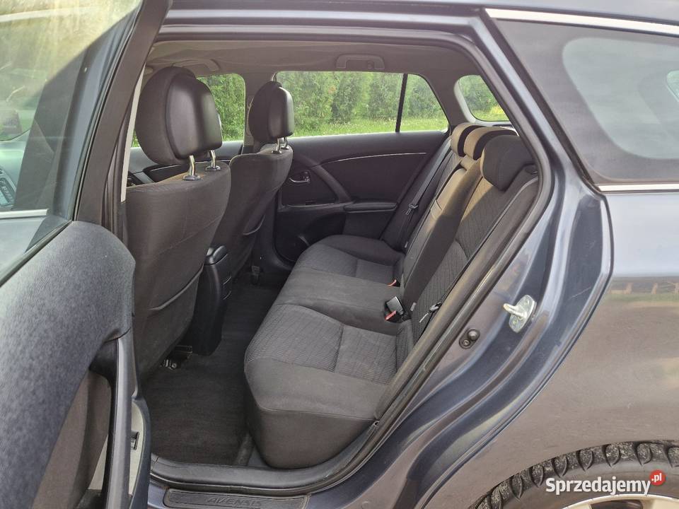 Toyota Avensis T27 22 Diesel D4D 150 Kombi Hak Głogów Małopolski sprzedam