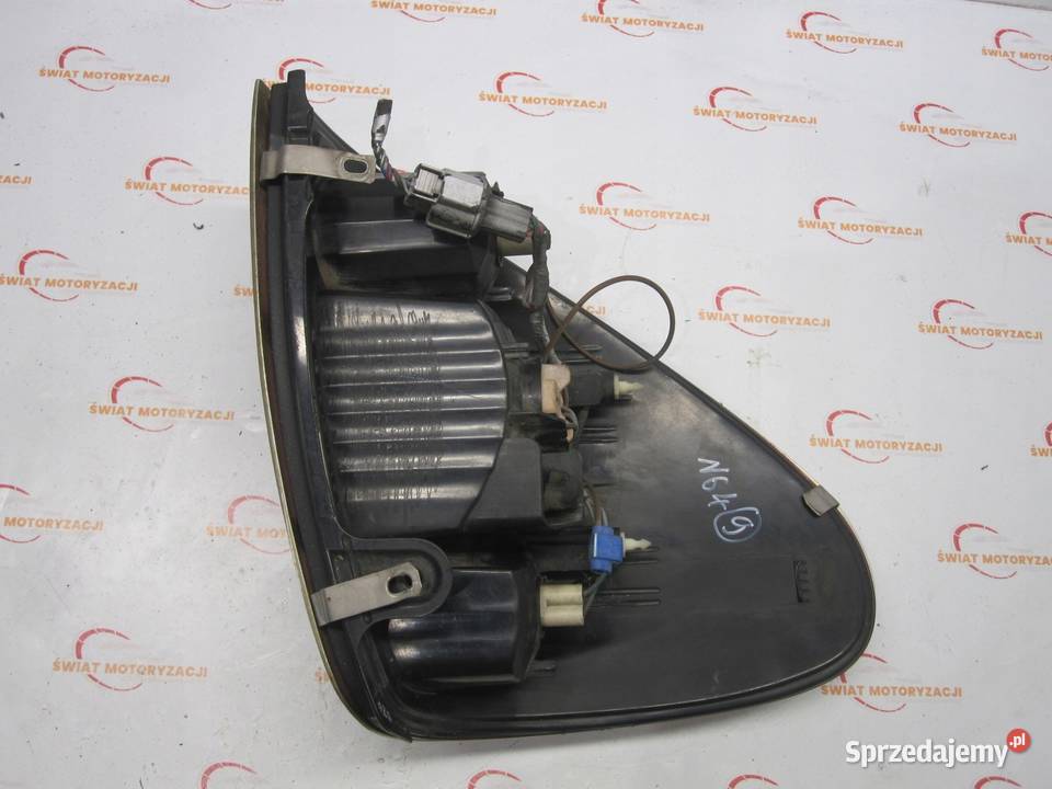 MITSUBISHI L200 07r Lampa prawy tył tylna Kielce