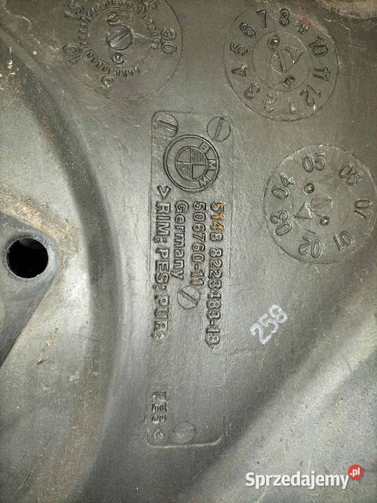 Izolacja dżwiękowa ściany grodziowej silnika Elementy wygłuszające sprzedam