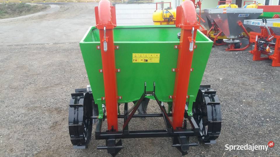 sadzarka dwurzędowa do ziemniaków z dozownikiem Sucha Beskidzka