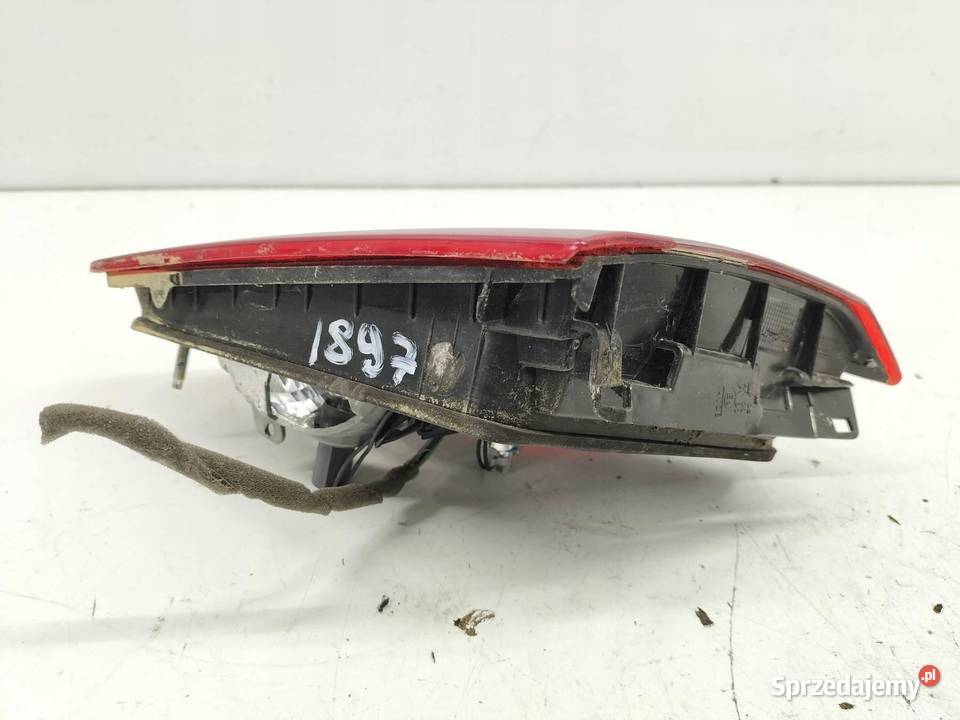 LAMPA TYŁ W KLAPĘ PRAWA SEDAN EU LIFT 90015173 Rok produkcji 2015