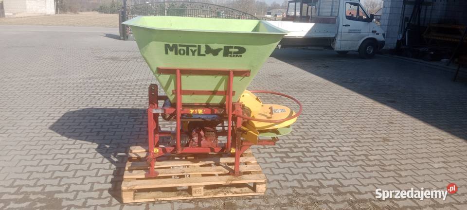 Rozsiewacz motyl Ciepielewo