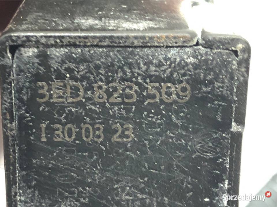 ZAMEK MASKI PRZÓD VW GOLF VII Kombi 3ED823509