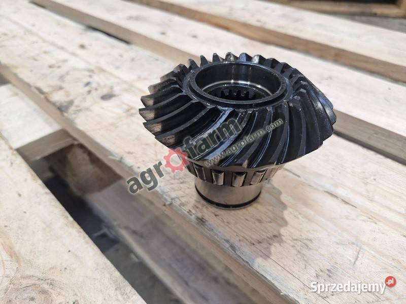 Zębatka John Deere 6155M Byków