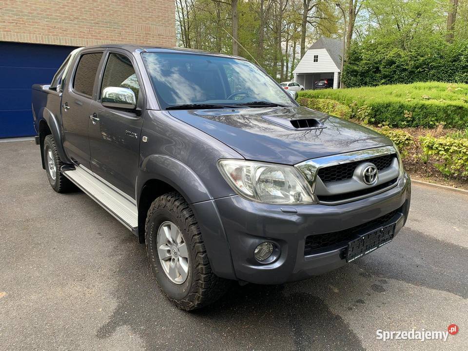 2011 Toyota Hilux Rok produkcji 2011 Warszawa sprzedam
