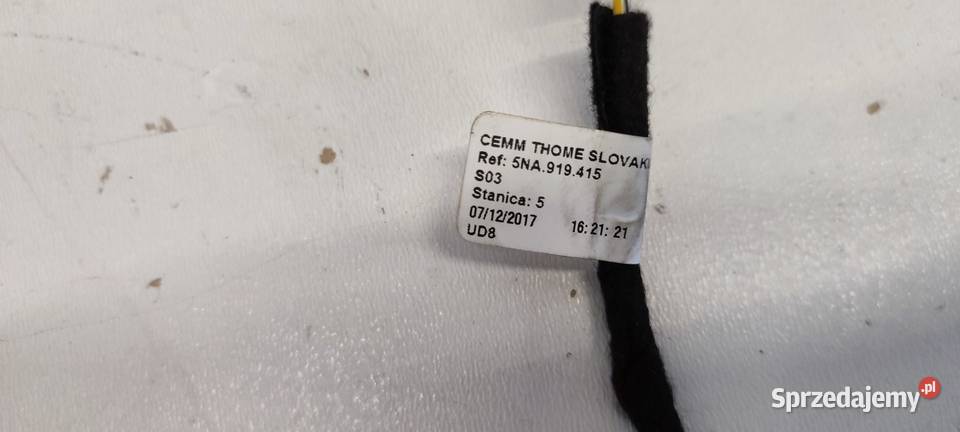 VW TIGUAN II OŚWIETLENIE DRZWI LEWY PRZÓD osobowe sprzedam