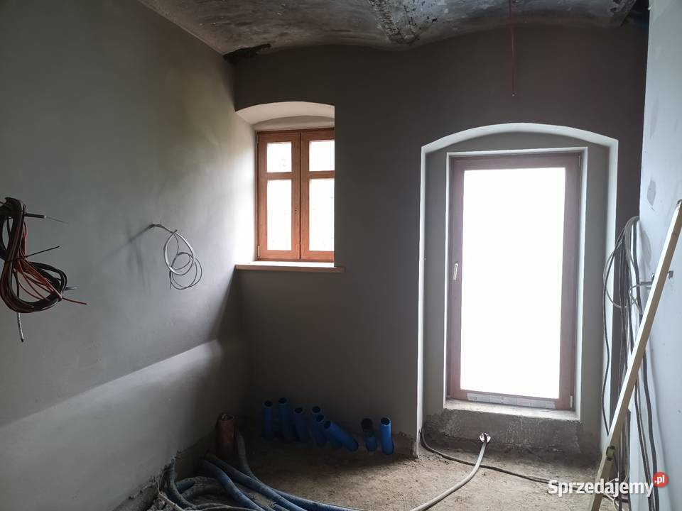 Tynki maszynowe cementowo wapienne i gliniane