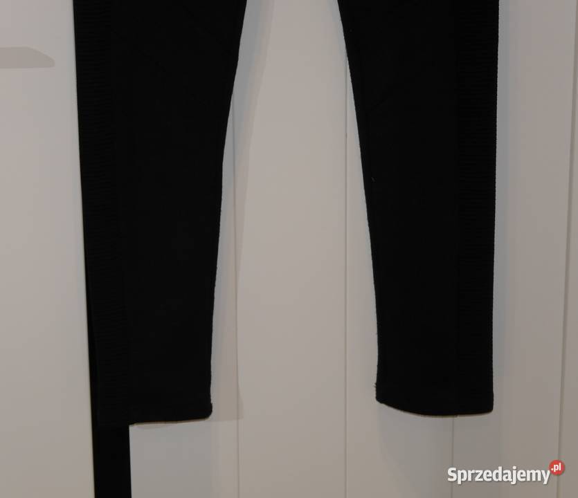 YD fajne spodnie legginsy zameczki 146 Wrocław sprzedam
