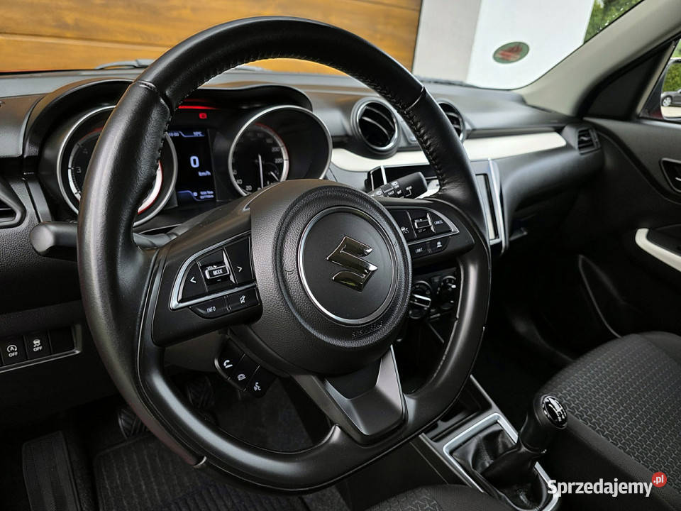 Suzuki Swift serwis ASO Full Led nawigacja VI kamera cofania śląskie Rydułtowy